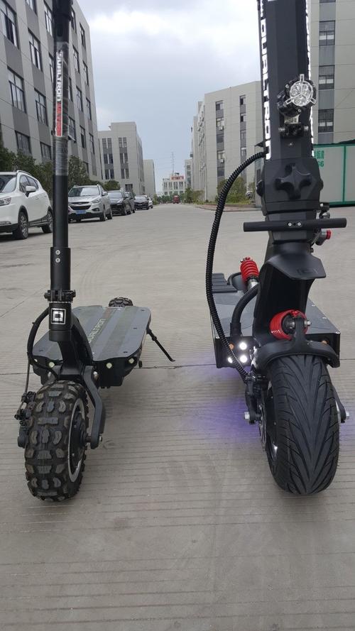 TROTTINETTE ÉLECTRIQUE DUALTRON X – 13 POUCES (60V 52AH) – Image 6